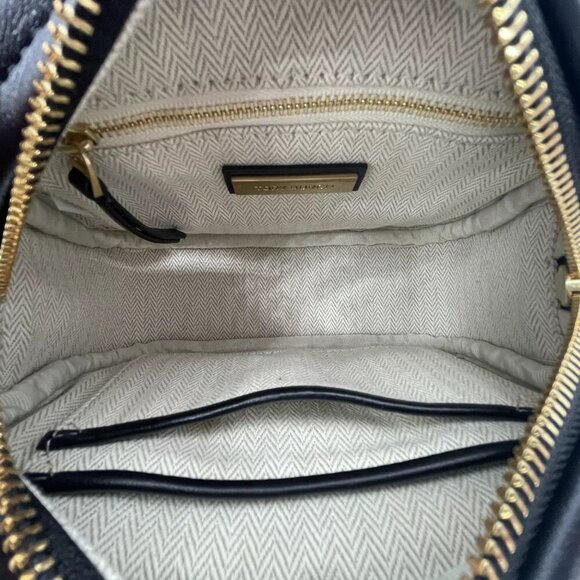 NEW TORY BURCH Womens Kira Chevron Raffia Rosette Small Camera Bag Brown Multi - Picture 7 of 14